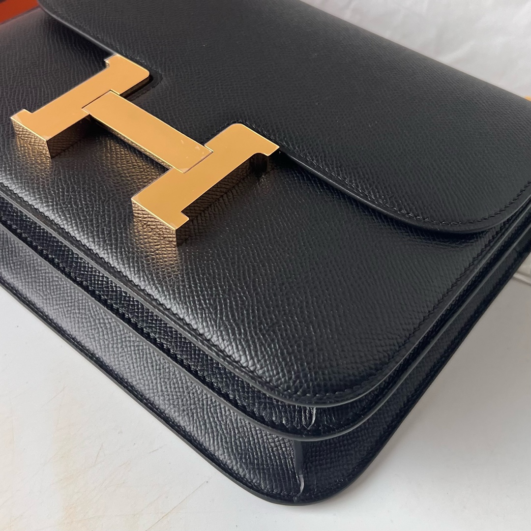 Hermes Constance 24cm Shoulder Bag In Black Epsom Leather